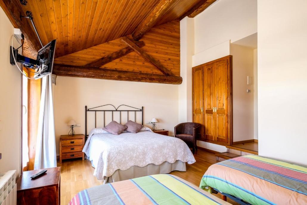Cal Pascual Guest House Les Pereres Ngoại thất bức ảnh